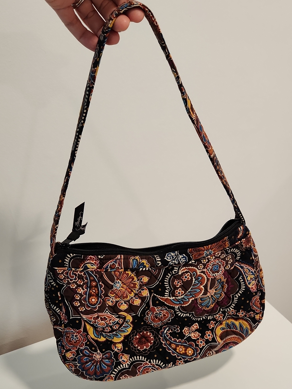 Vera Bradley Kensington 100% Cotton Quilted Shoulder Bag - Picture 5 of 7